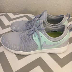 nike free tr7 women's
